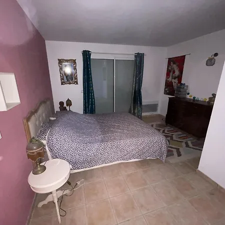 Holiday home Polau On The Edge Of The Woods *